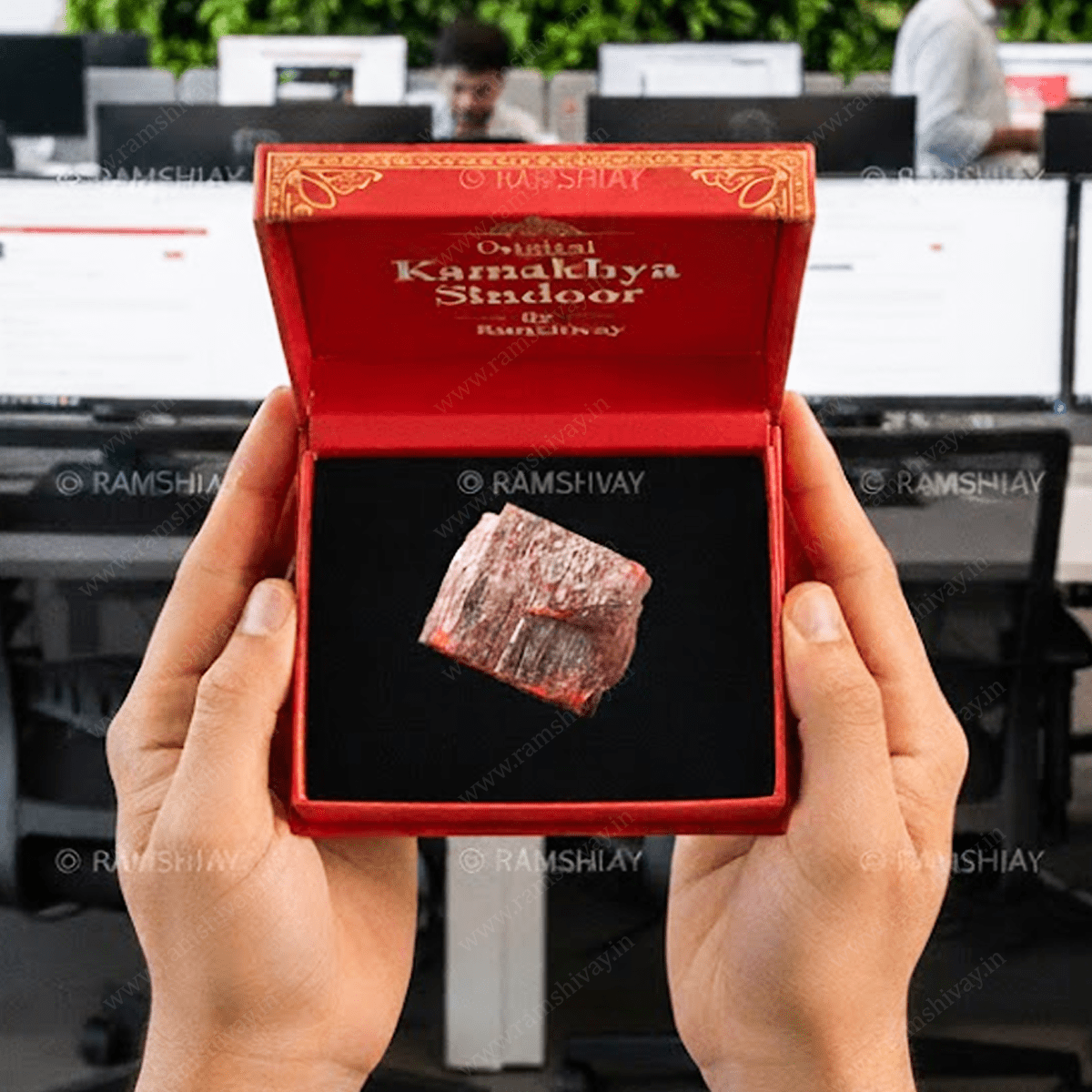 Original Kamiya Sindoor (Maa Kamakhya Ka Sindur) 6–8 gm | Puja, Protection & Prosperity – Ramshivay - Ramshivay