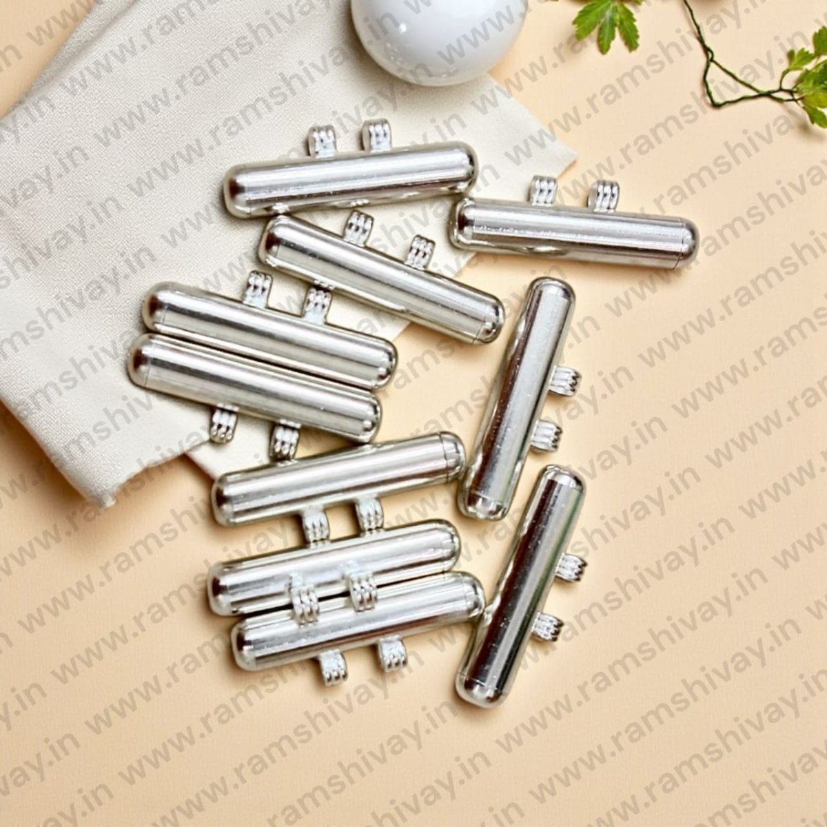 Silver Metal Taweez & Capsule Style Taweez with Free Thread & Bhojpatra | Double Hook Protection & Good Luck – Ramshivay - Ramshivay